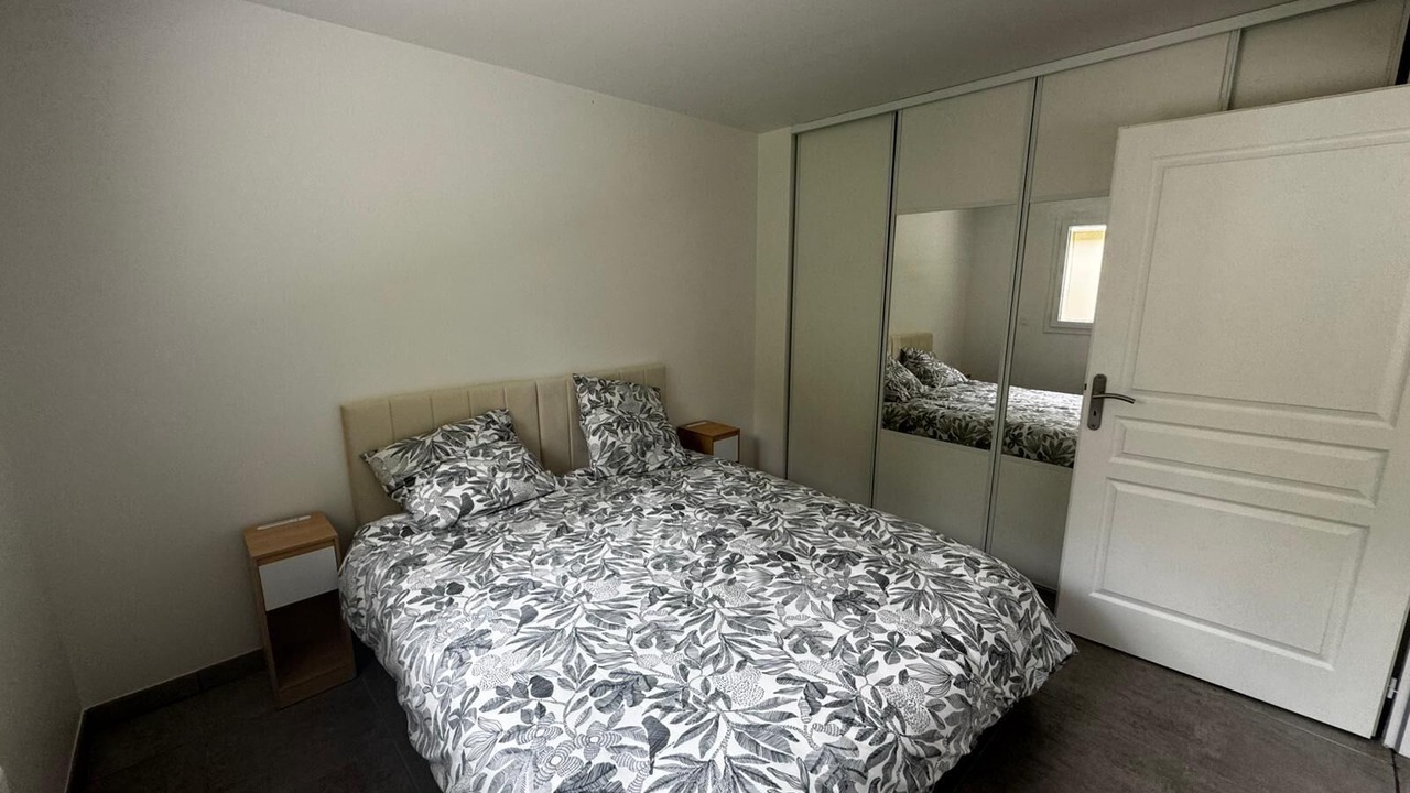 Photo of Bedroom in Soussans