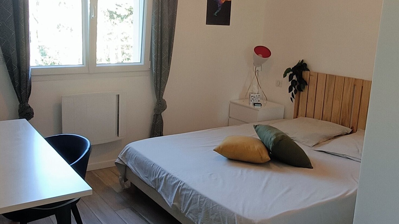 Photo of Bedroom in Le Rouret