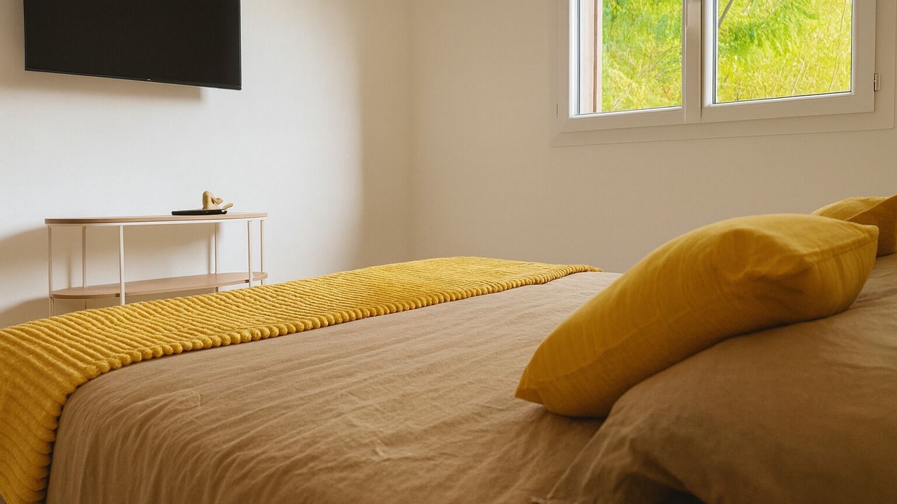 Photo of Bedroom in Noaillan