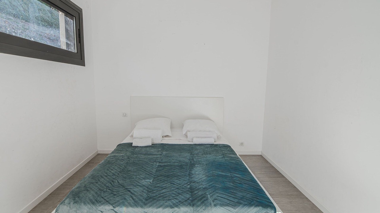 Photo of Bedroom in Biot