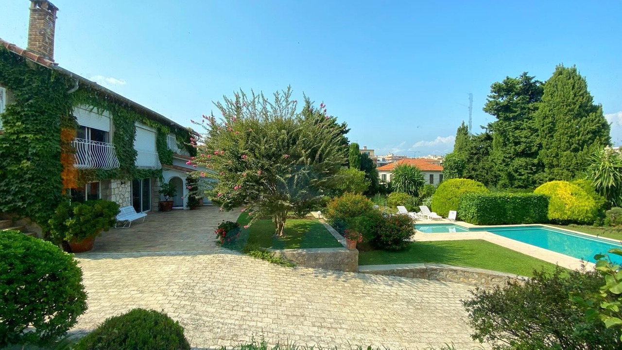 Photo of Outdoor in Antibes Old Town