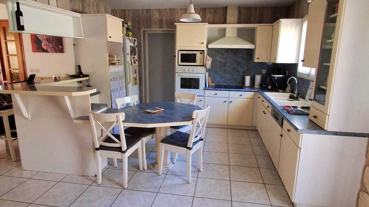 Photo of Kitchen in Vacqueyras