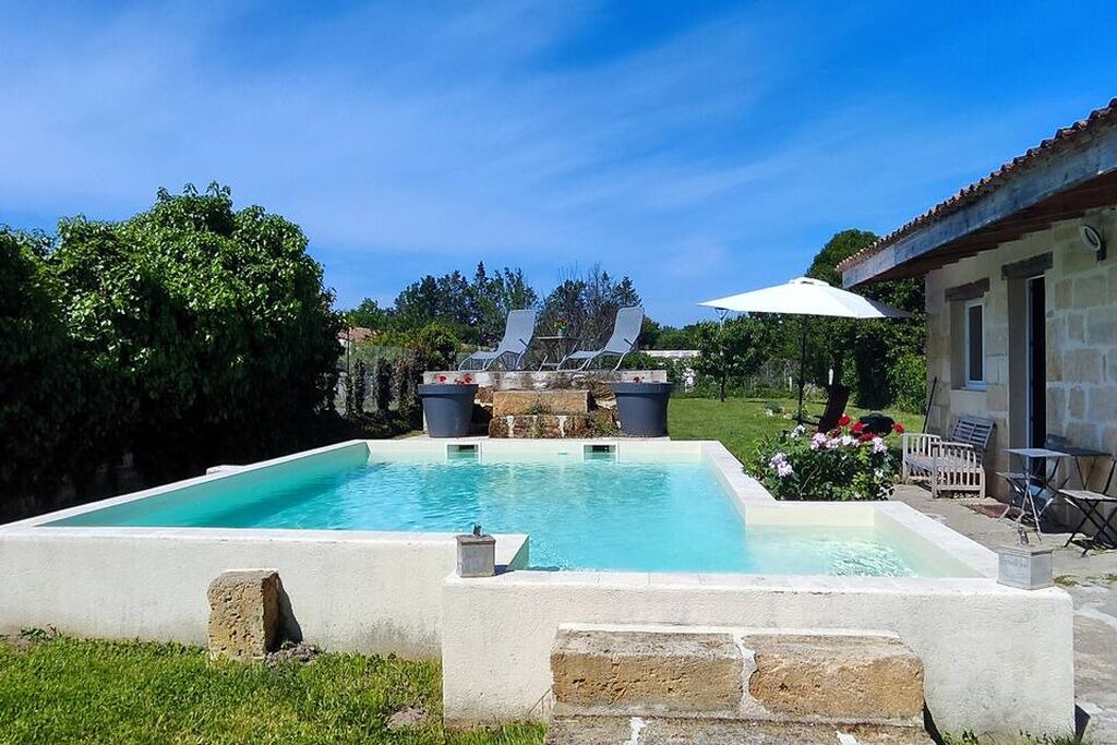 Photo of Outdoor in Sainte-Terre