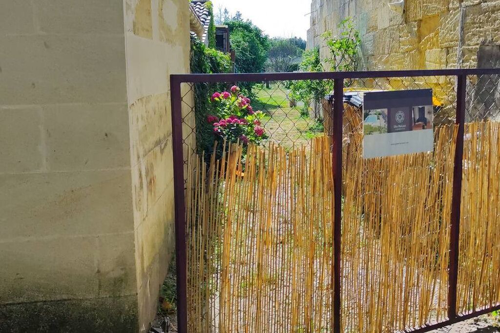 Photo of Outdoor in Sainte-Terre