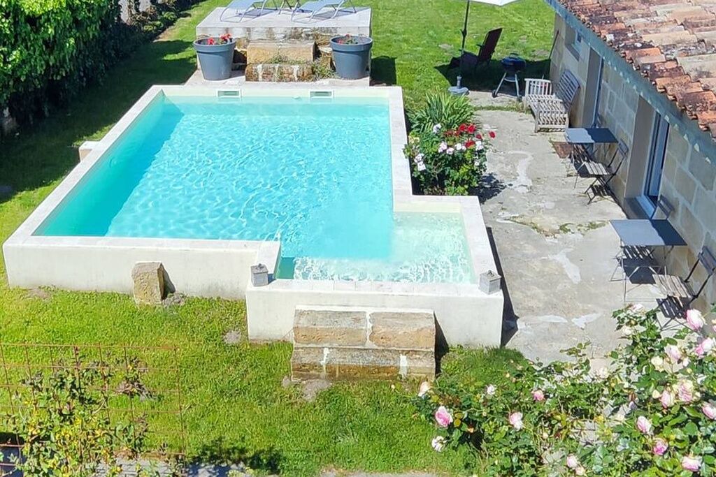 Photo of Outdoor in Sainte-Terre