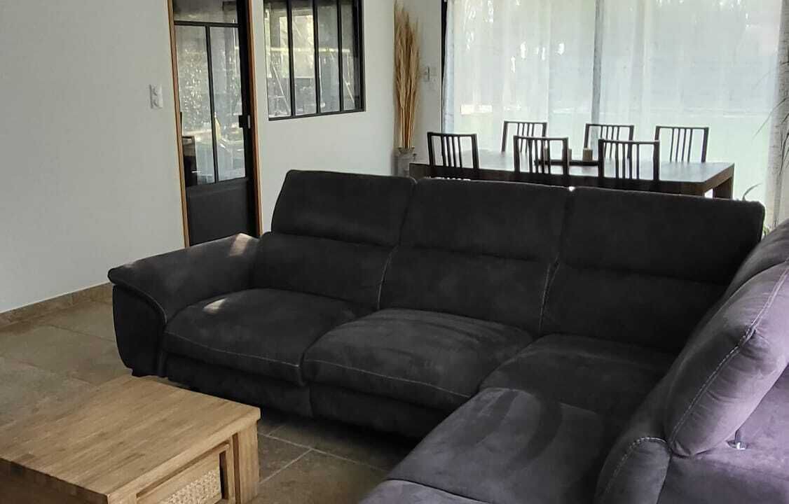 Photo of Livingroom in Maubec