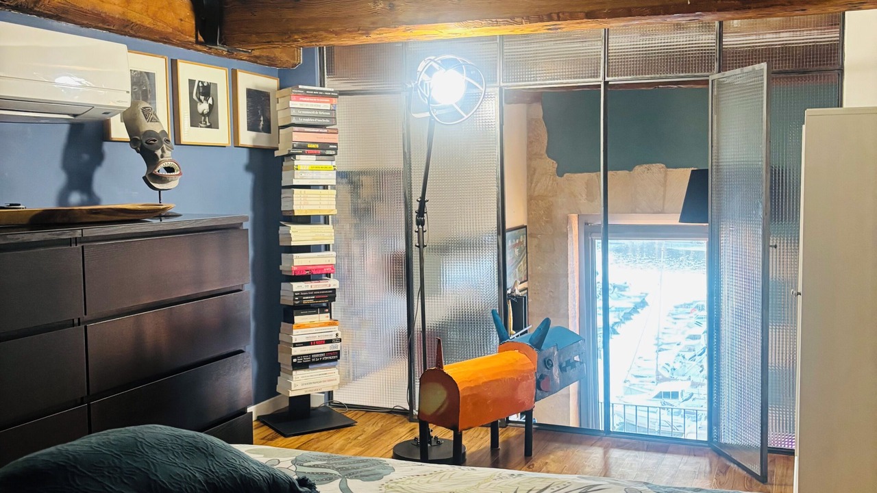 Photo of Bedroom in Opera