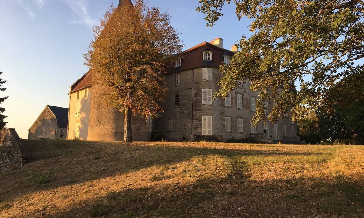 Photo of Outdoor in Billy-Chevannes
