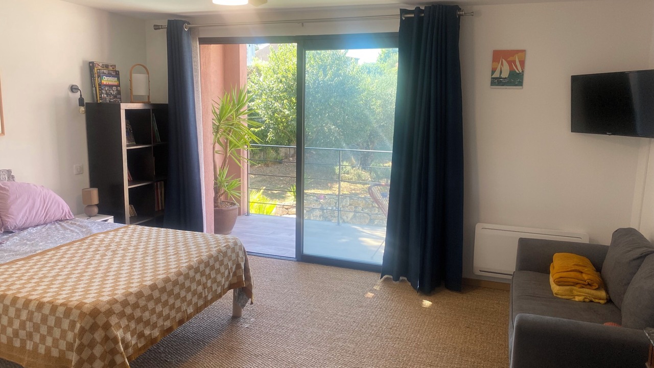 Photo of Bedroom in Mouans-Sartoux