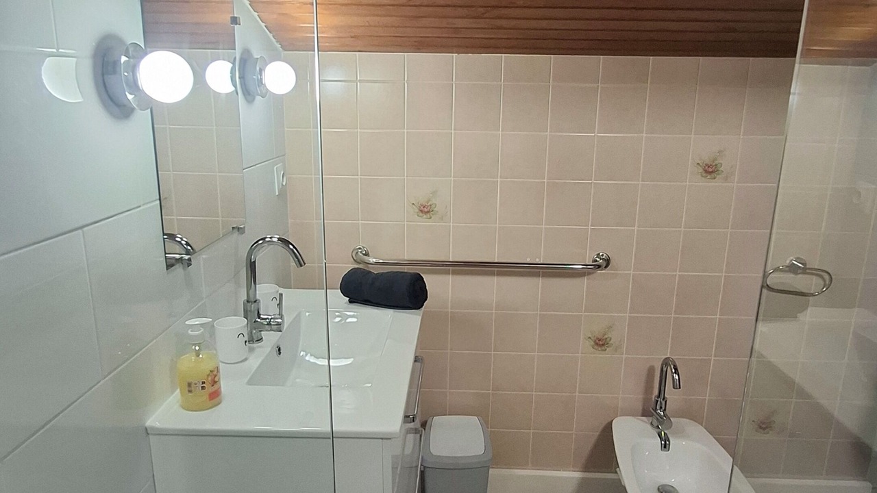 Photo of Bathroom in Saint-Aubin-de-Branne
