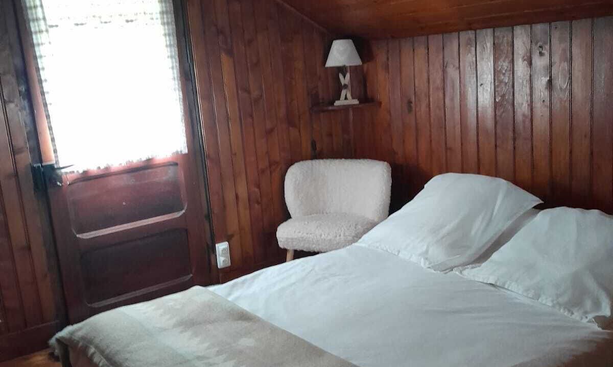 Photo of Bedroom in Les Bossons
