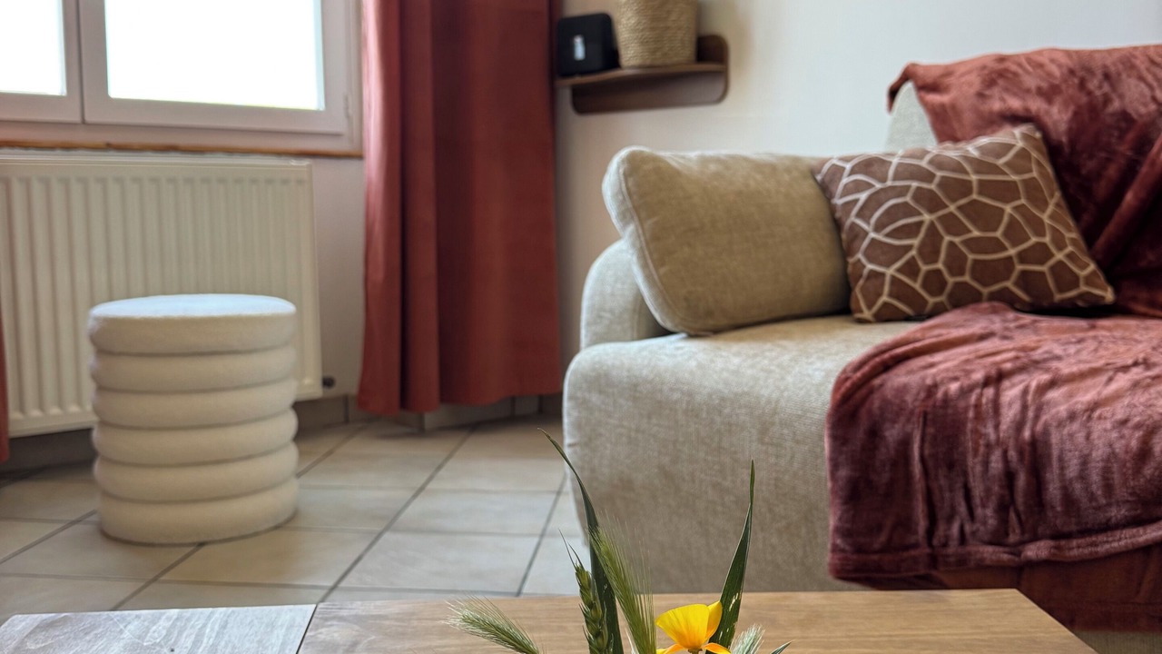 Photo of Livingroom in Saint-Leger-des-Vignes