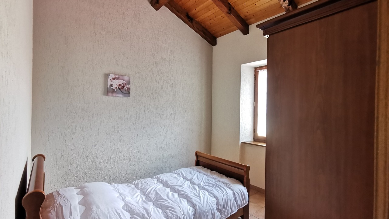 Photo of Bedroom in Rouffignac-Saint-Cernin-de-Reilhac