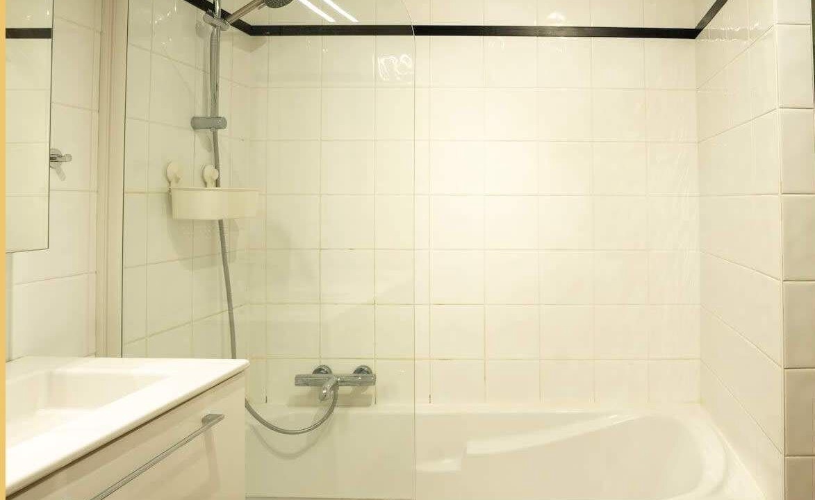 Photo of Bathroom in Reignier-Esery
