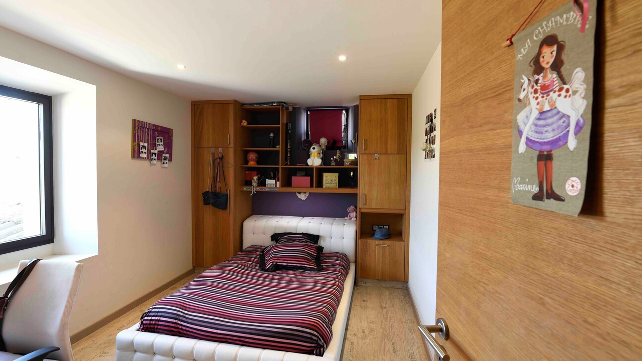 Photo of Bedroom in Caumont-sur-Durance