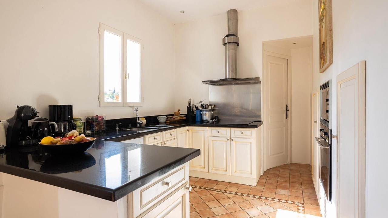 Photo of Kitchen in Saint-Paul-en-Foret