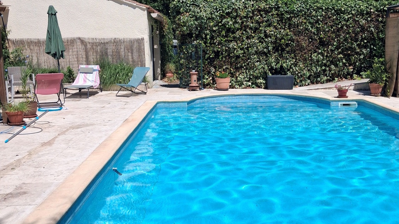 Photo of Outdoor in Eyragues