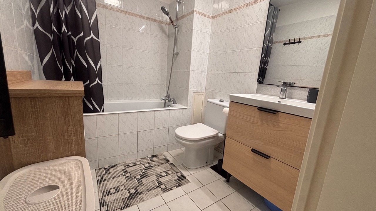 Photo of Bathroom in Frejus Port