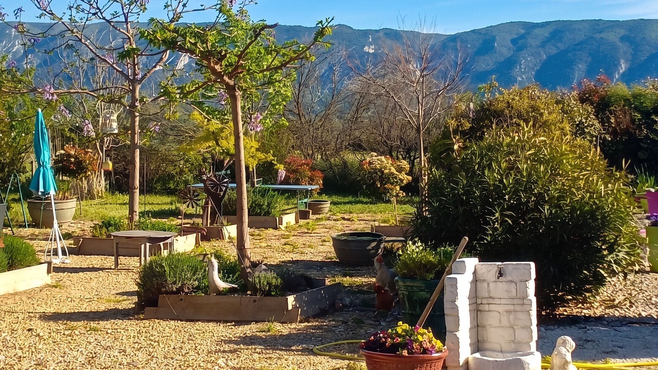 Photo of Outdoor in Cabrieres-d'Avignon