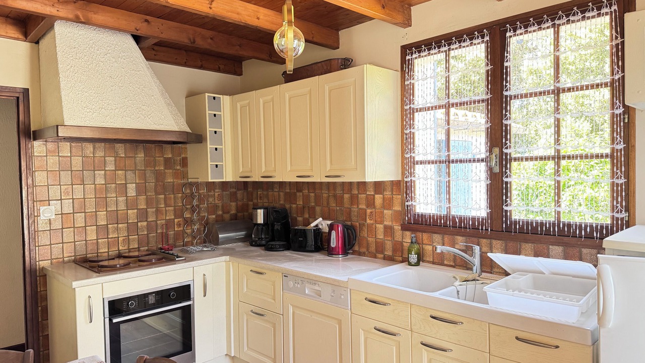 Photo of Kitchen in Domino