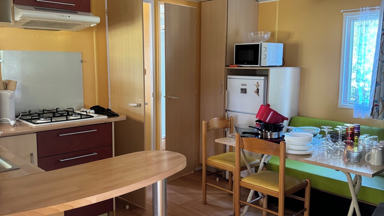 Photo of Kitchen in Saint-Fort-sur-Gironde