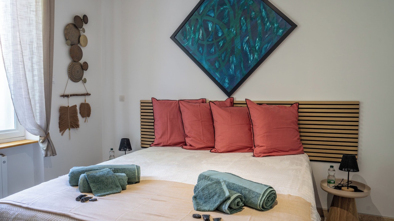 Photo of Bedroom in Saint-Chamas