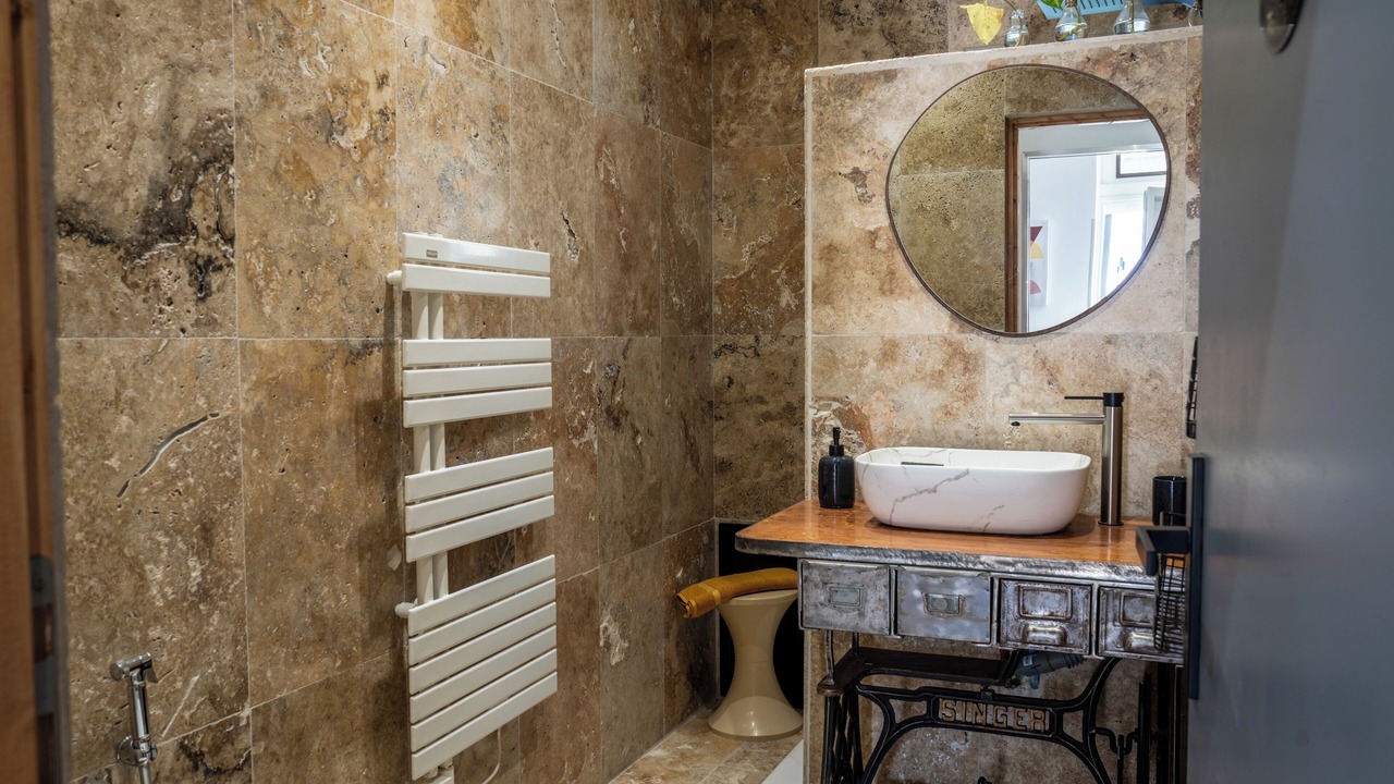 Photo of Bathroom in Saint-Chamas