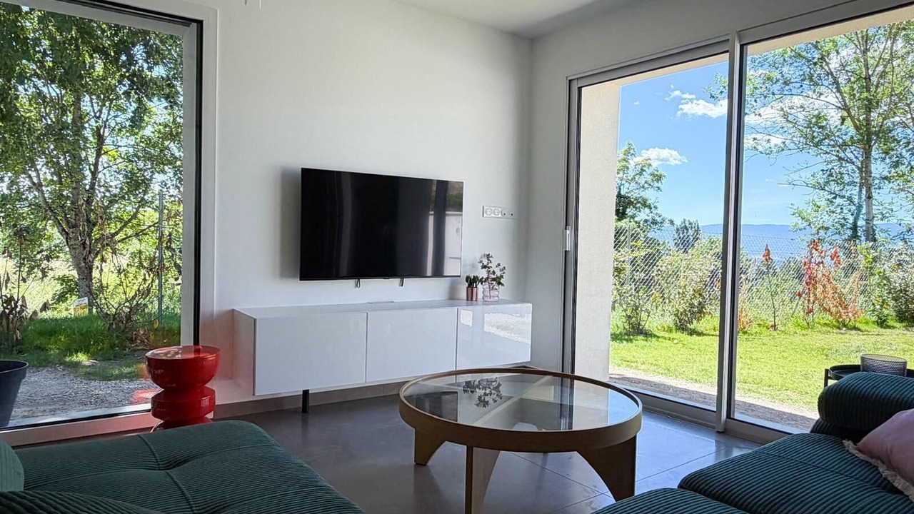 Photo of Livingroom in Collonges-sous-Saleve