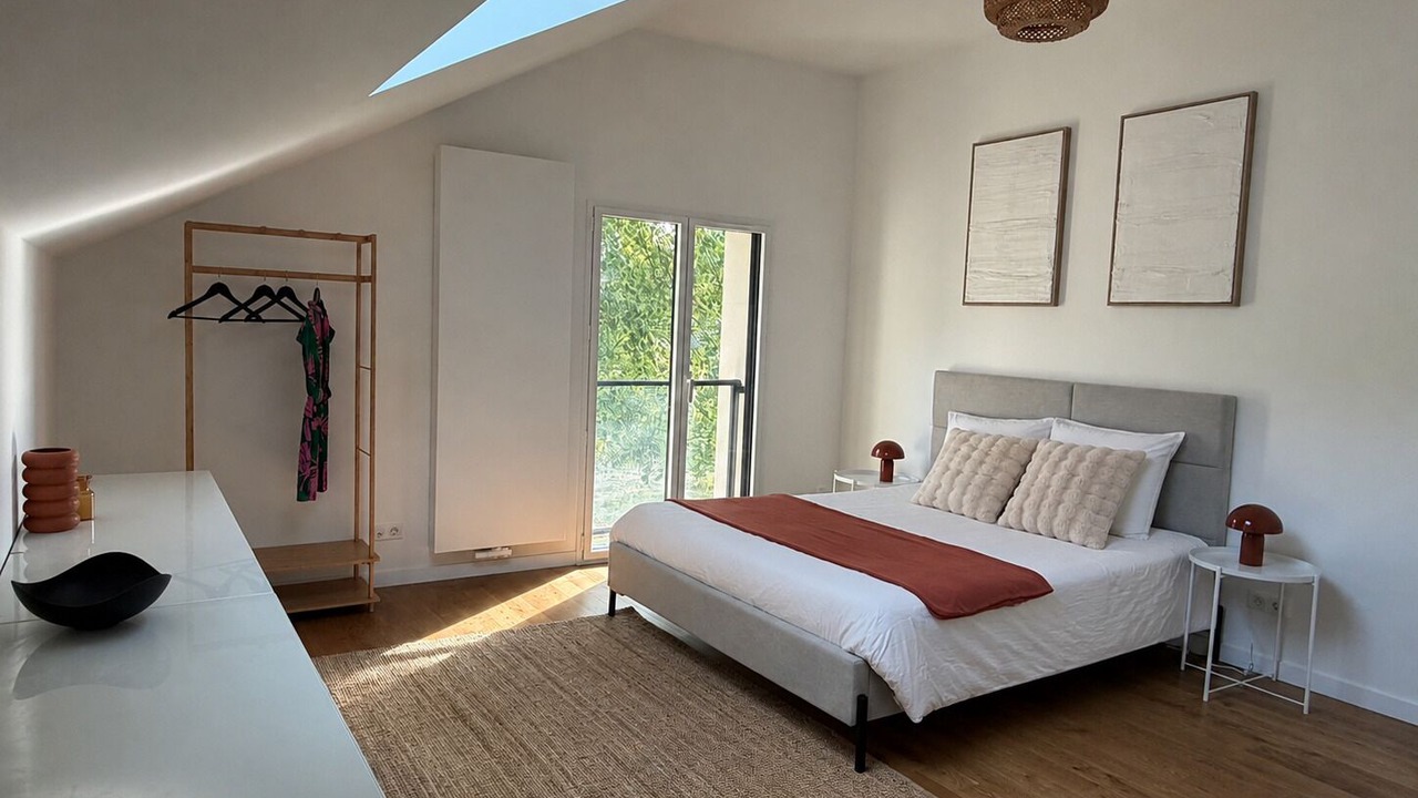 Photo of Bedroom in Collonges-sous-Saleve