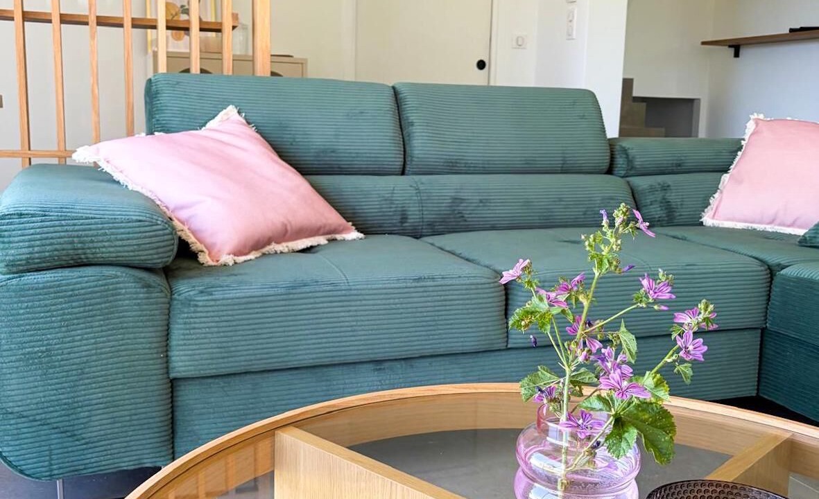 Photo of Livingroom in Collonges-sous-Saleve