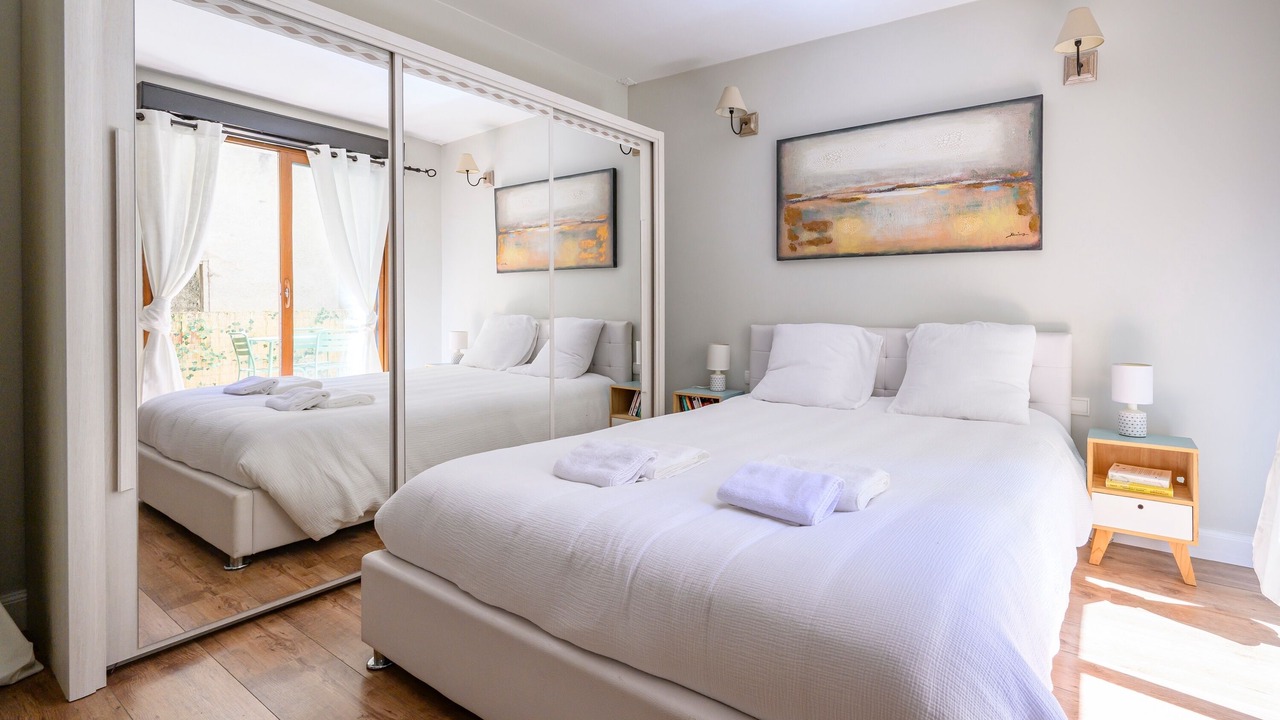 Photo of Bedroom in Pernes-les-Fontaines