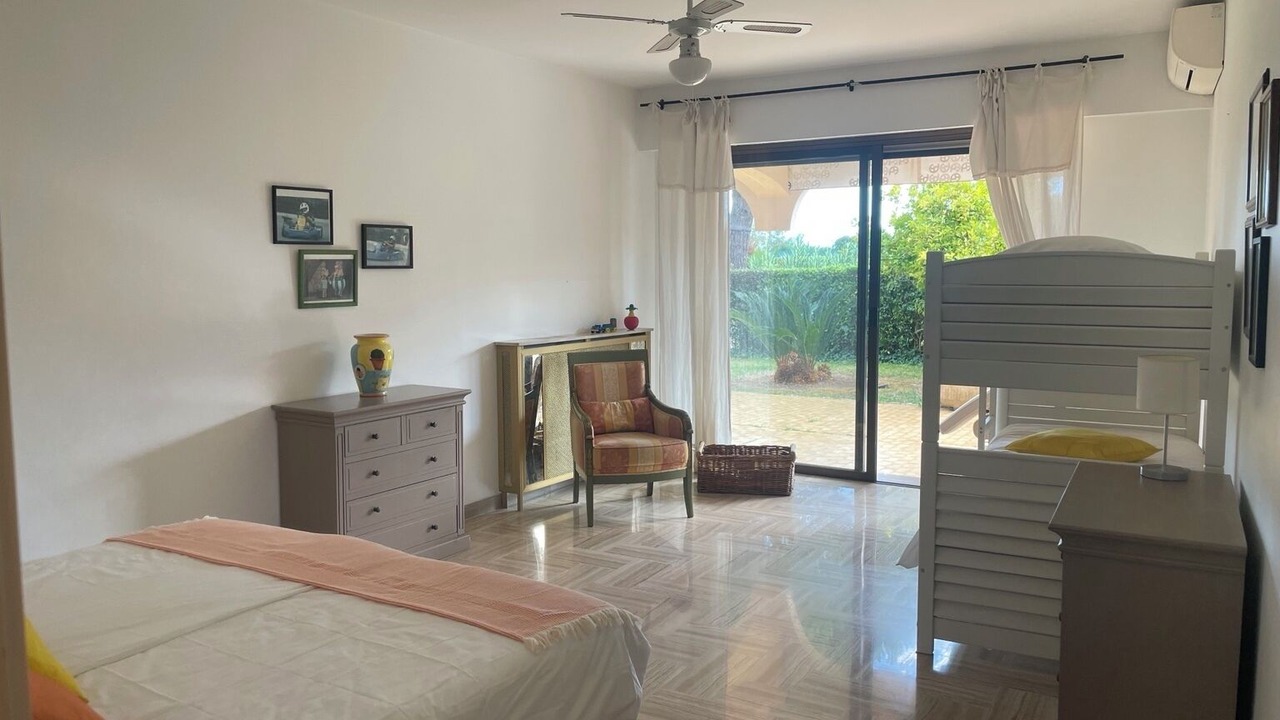 Photo of Bedroom in Villeneuve Loubet Beach