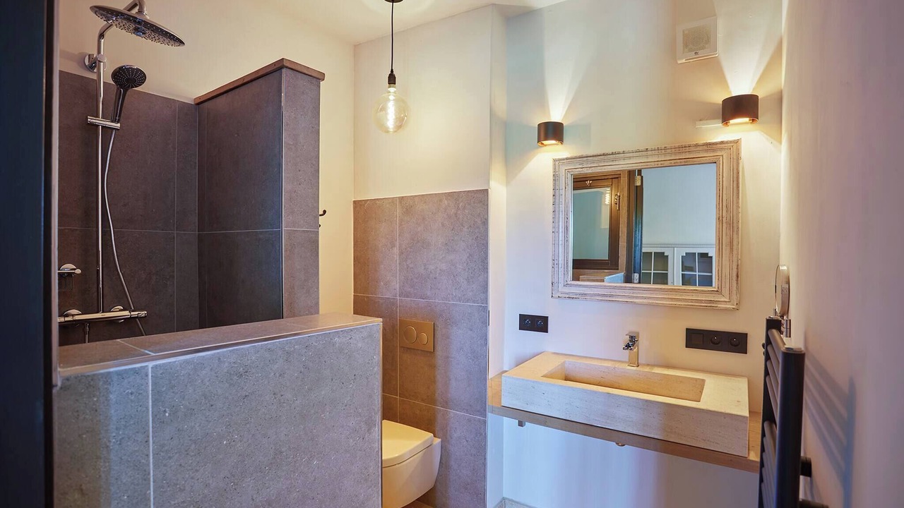 Photo of Bathroom in Menerbes