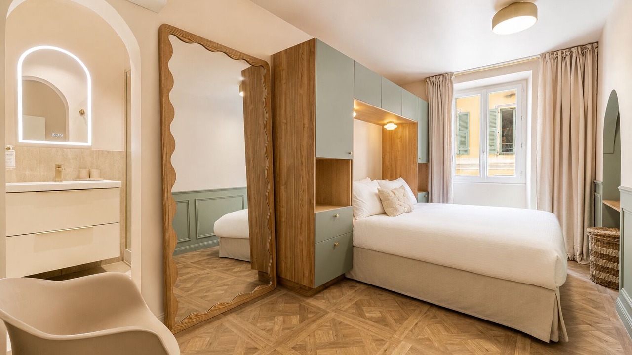 Photo of Bedroom in Jean-Medecin