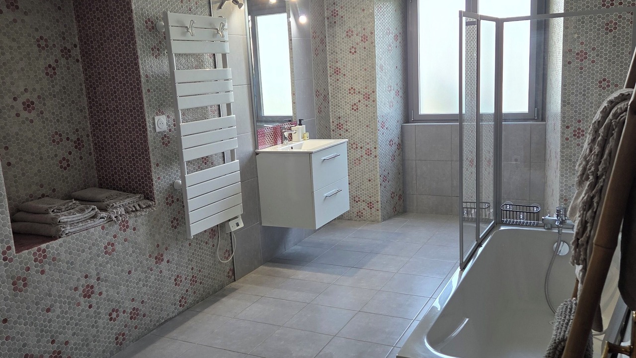 Photo of Bathroom in Feigeres