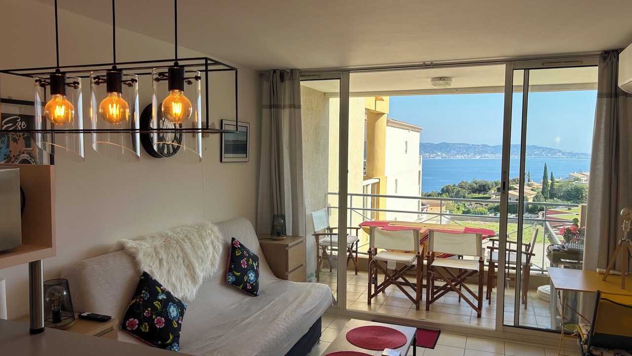 Photo of Livingroom in Theoule-Superieur