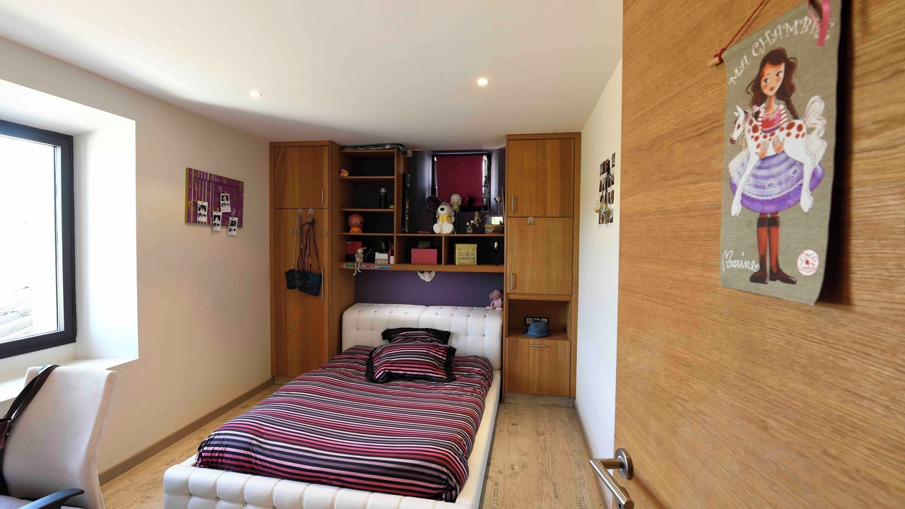 Photo of Bedroom in Caumont-sur-Durance