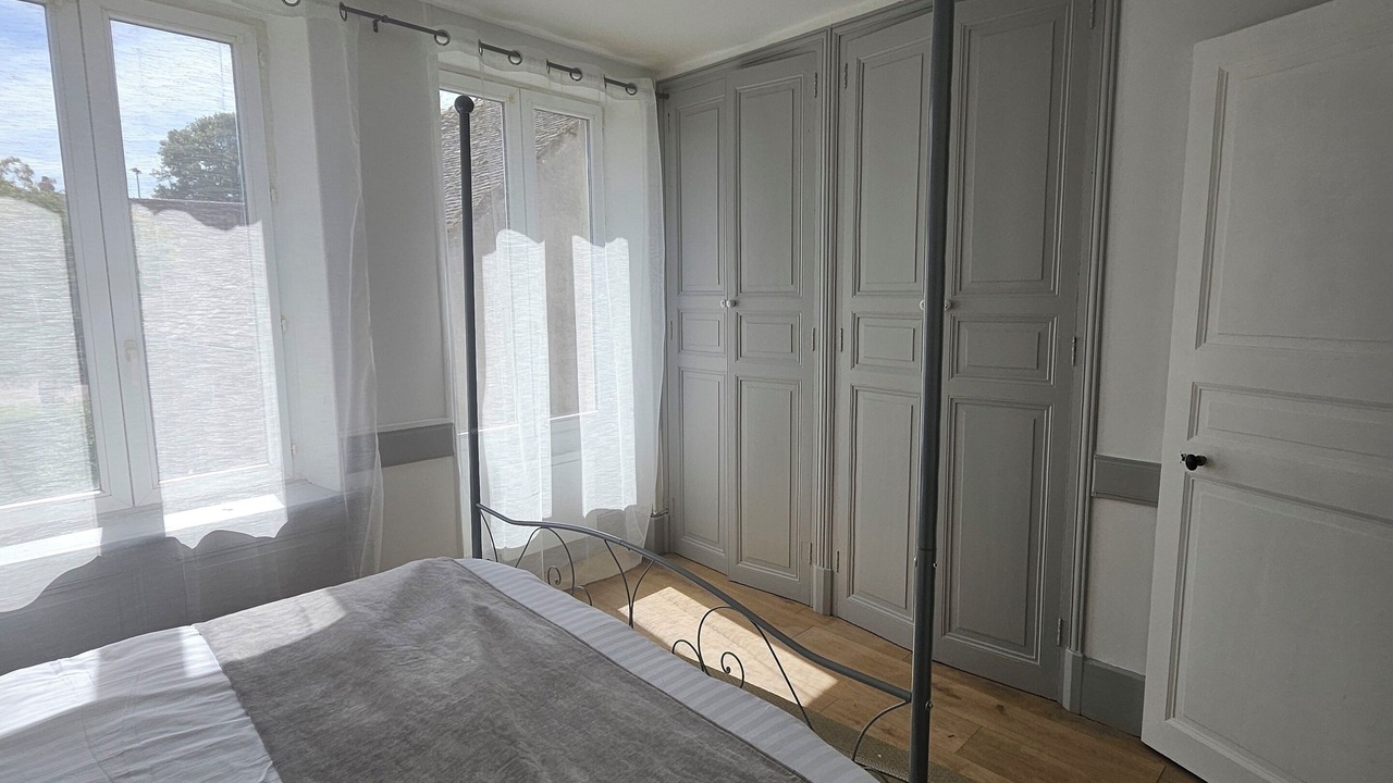 Photo of Bedroom in Chateauneuf-Val-de-Bargis
