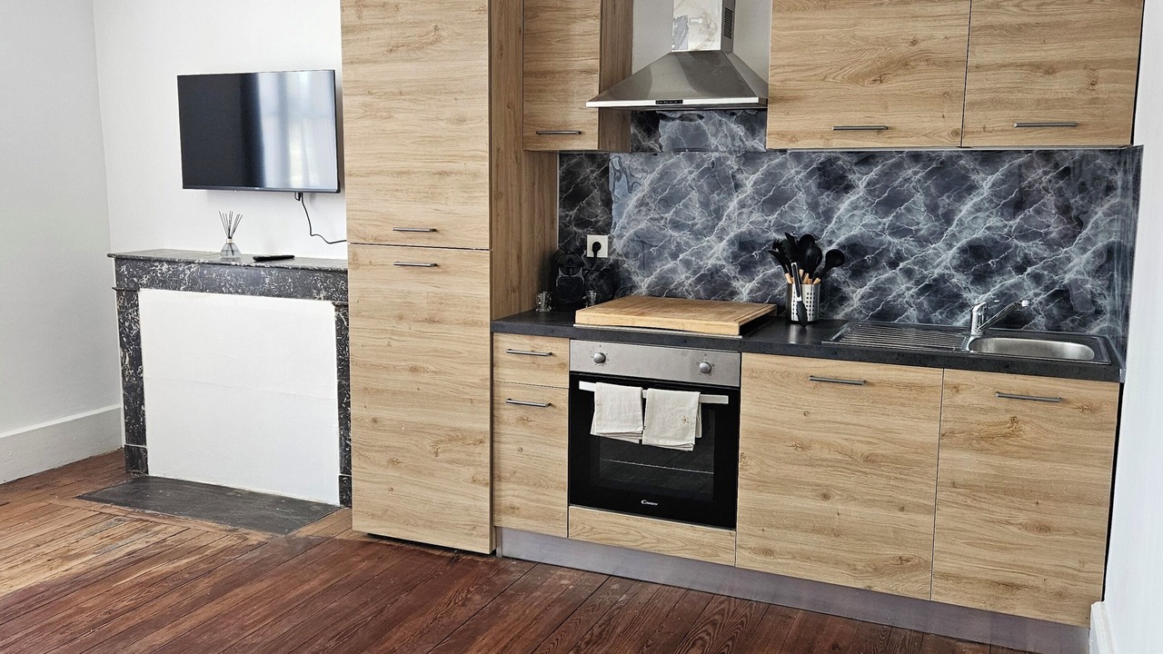 Photo of Kitchen in Chateauneuf-Val-de-Bargis