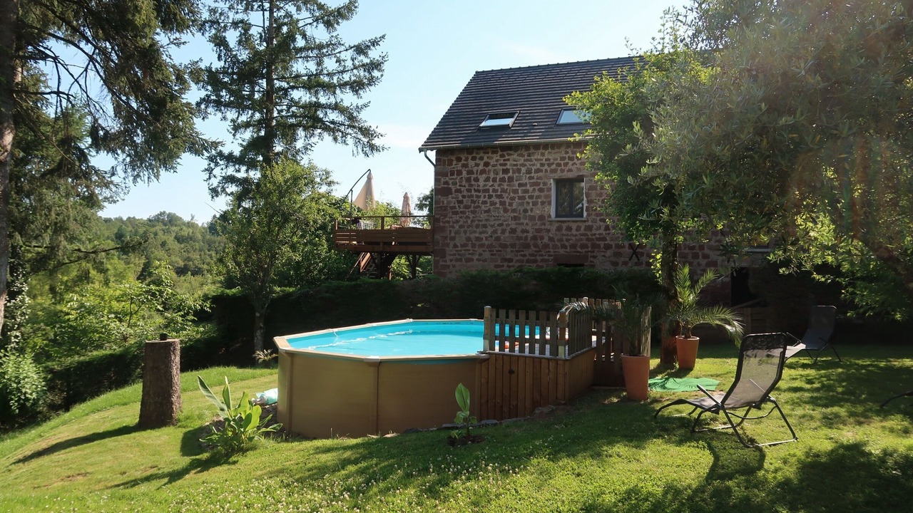 Photo of Outdoor in Ayen