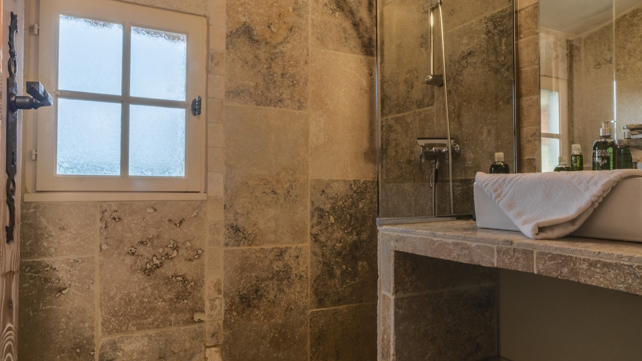 Photo of Bathroom in Paradou