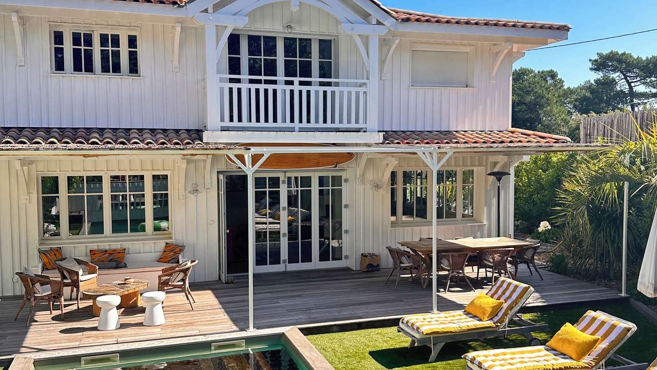 Photo of Outdoor in L'Herbe