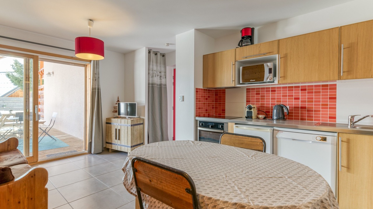 Photo of Kitchen in Saint-Jean-d'Arves