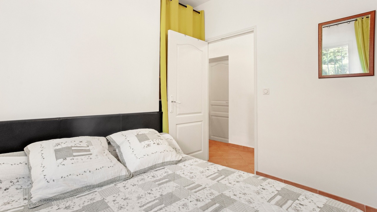 Photo of Bedroom in La Nartelle