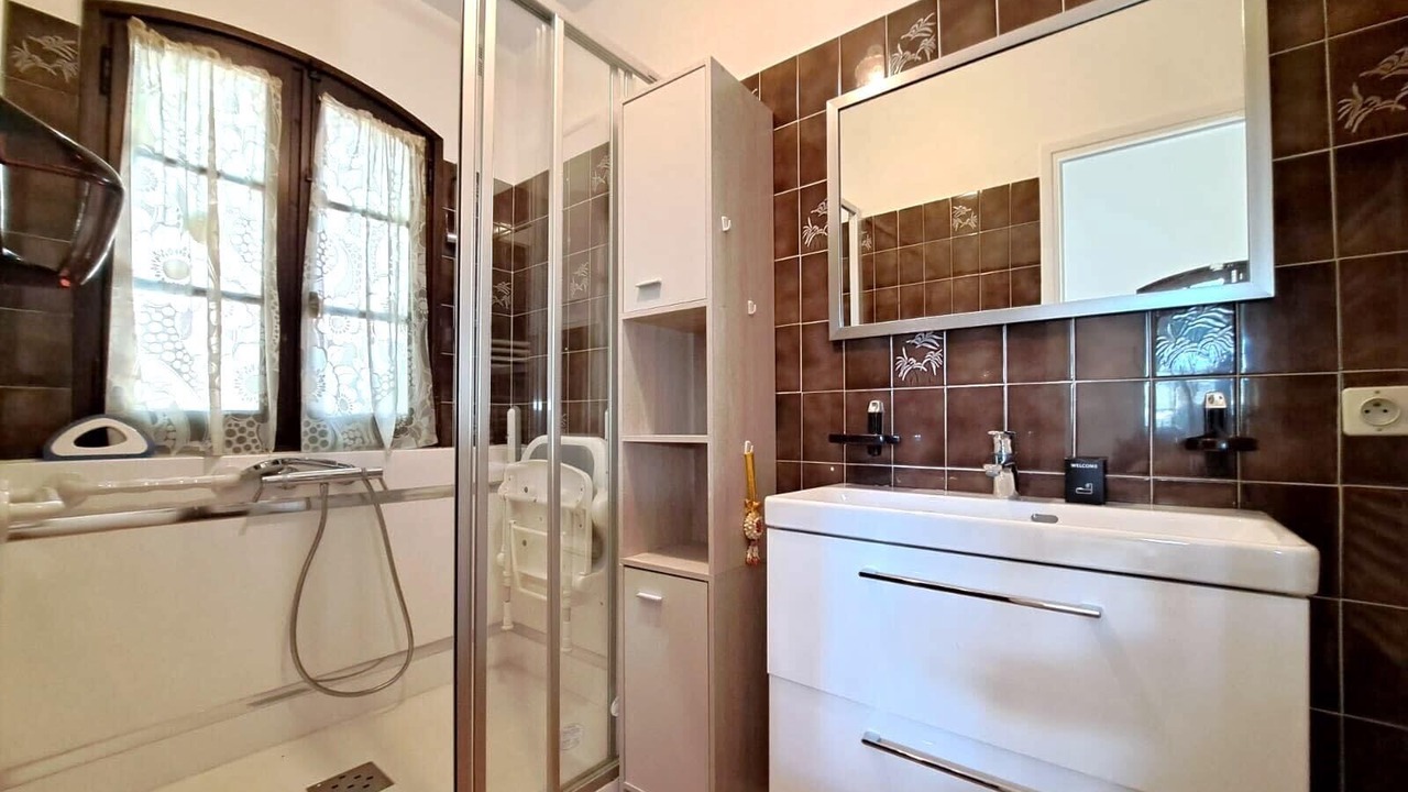 Photo of Bathroom in Le Cannet
