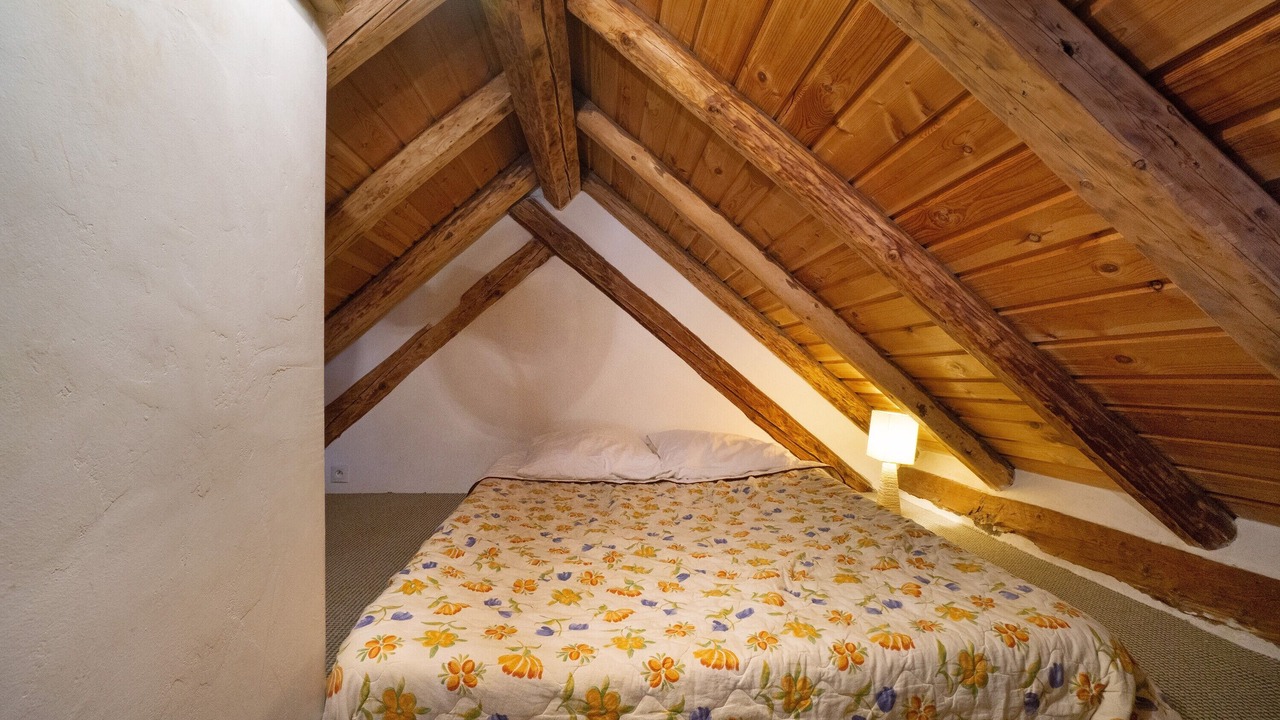 Photo of Bedroom in Albiez-le-Vieux