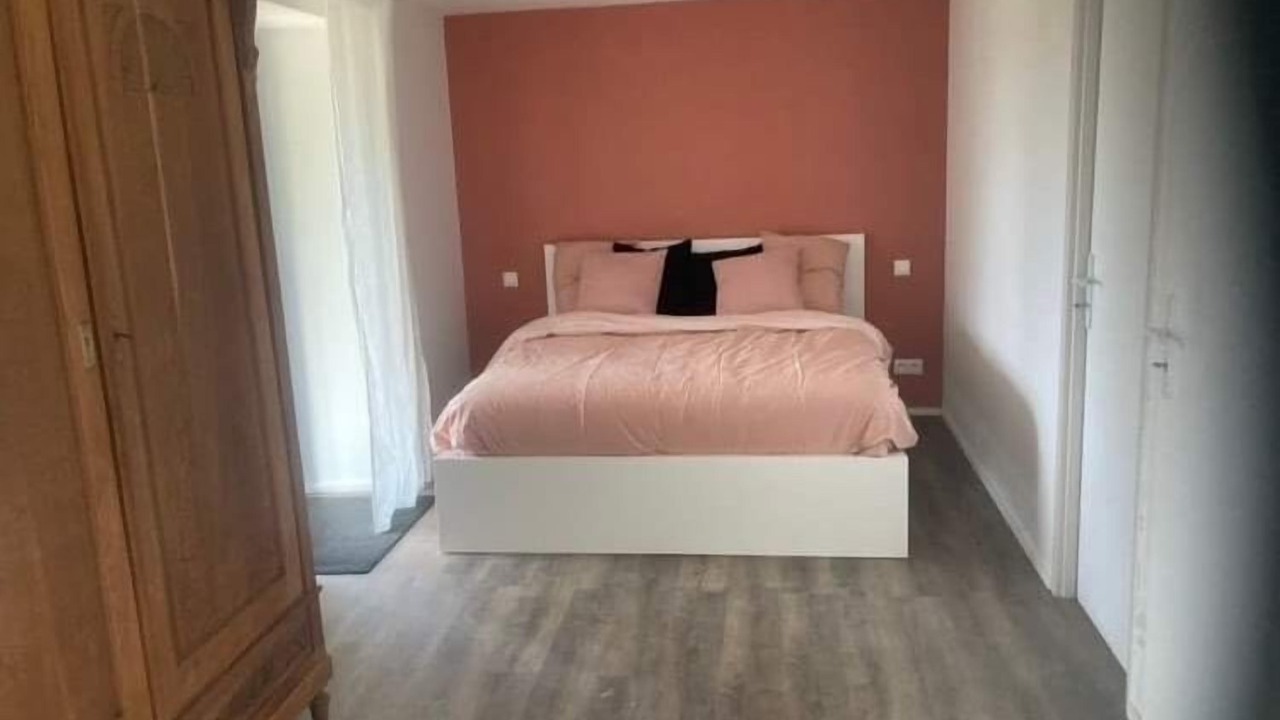 Photo of Bedroom in Saint-Aubin-de-Nabirat