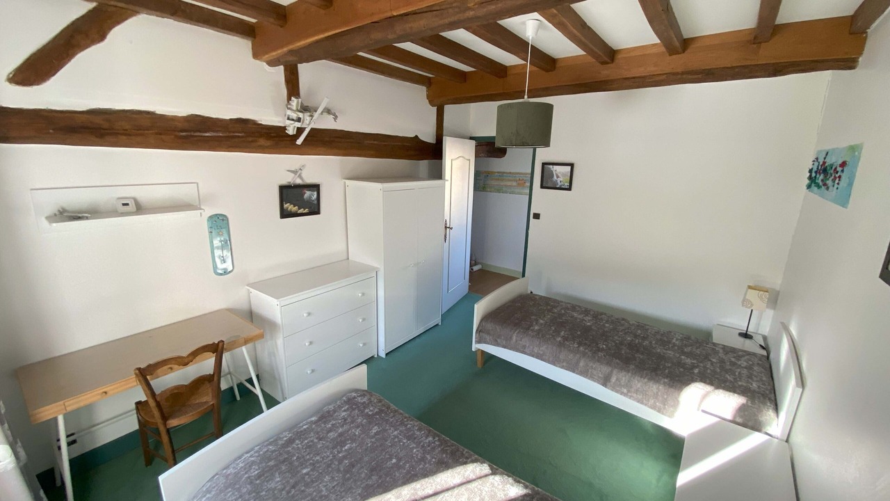 Photo of Bedroom in Vault-de-Lugny
