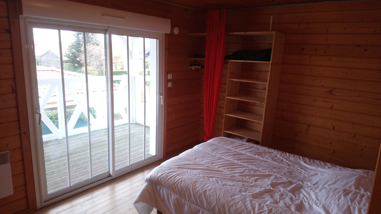 Photo of Bedroom in Gujan-Mestras