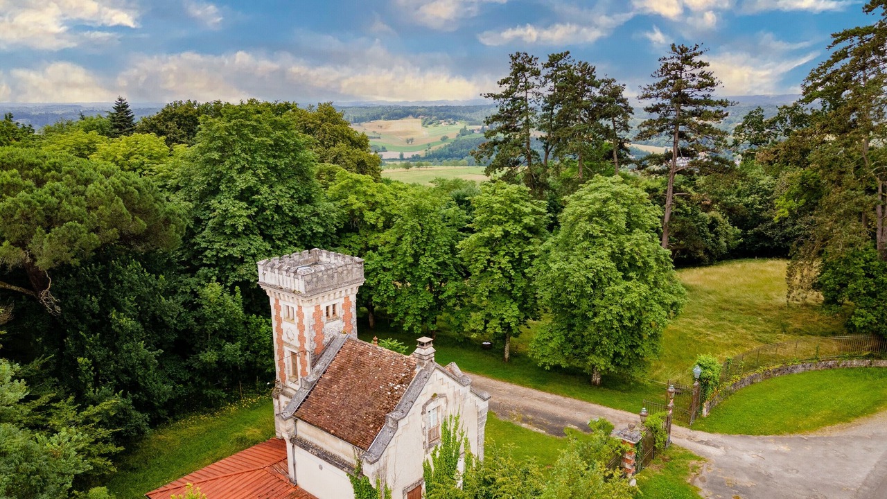 Photo of Outdoor in Eyliac
